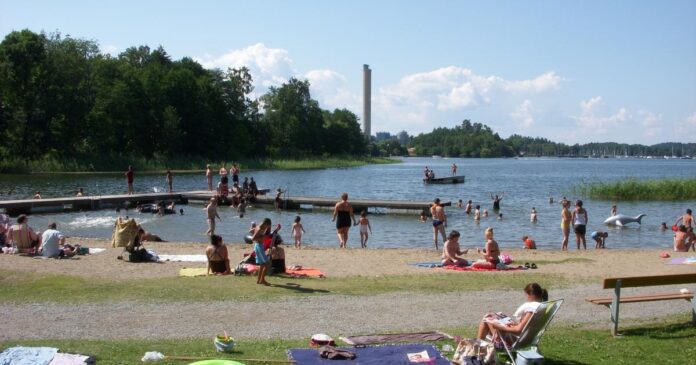 Varby_strandbad_2009a.jpg_1200x630.jpg
