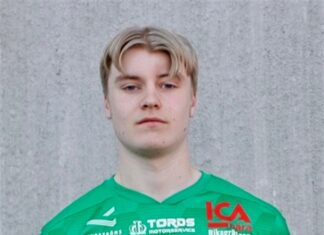 Adam förlänger med BBK Fotboll