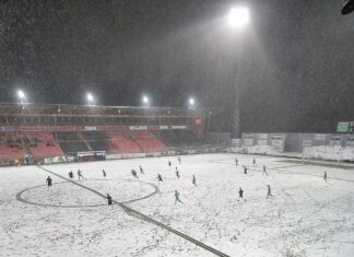 Seriepremiären avbruten p.g.a. kraftigt snöfall