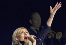 Bodens Storband och Andrewsistersdamerna uppträder på SAGA-teatern