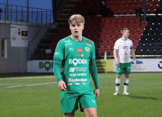 Samuelsson trivs i central roll