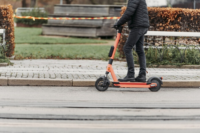 MOTOR-Elsparkcykel Fotograf Satu mindre kopiera