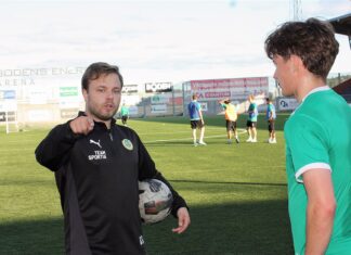 "Jo, visst är jag en fotbollsnörd"