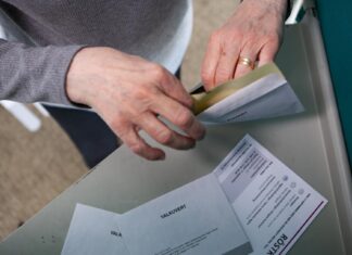 Valnattsräkning färdig: Miljöpartiet tar plats i regionfullmäktige i Norrbotten