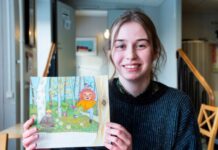 Helmi har illustrerat en barnbok på finska: “En push för föräldrar”