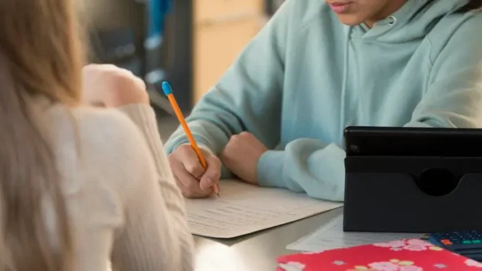 mp24418019-young-students.webp.webp
