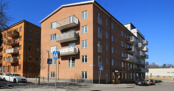 apartment_buildings.jpg_1200x630.jpg