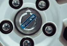 Svenskarna kör fortfarande Volvo – inte minst i Jokkmokk
