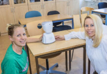 Robot AV1 – elevens ögon, öron och röst i klassrummet