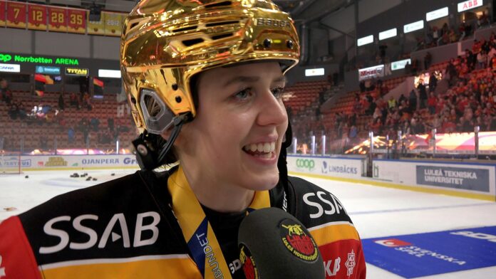d85668fb-9842-469c-b242-3dcd788445f324031920Linnea20guld.jpg