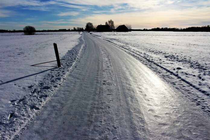 road-3182030_1920.jpg