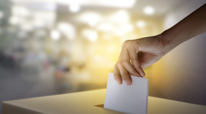 Elever fick prova demokrati i praktiken