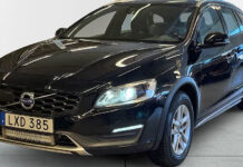 Volvo V60 Cross Country D4 AWD (Luleå)