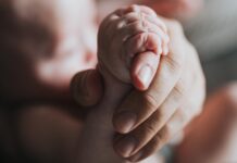Tonåriga mammor nästan helt borta i Pajala
