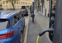 Sex av tio nya bilar laddbara i Pajala