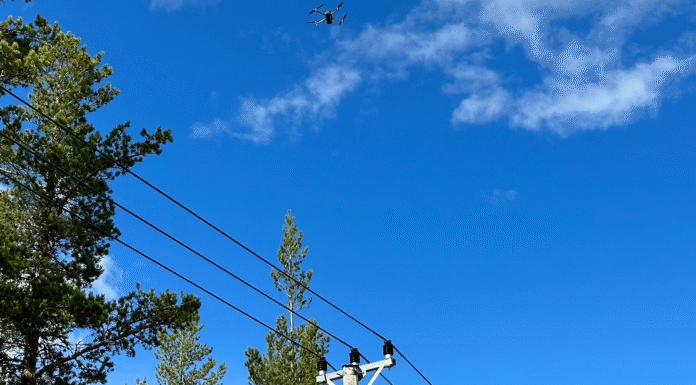 PiteEnergi tar nästa steg i elnätsbesiktningen – drönare och AI ersätter helikopter