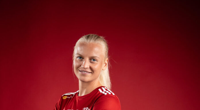 Wilma Carlsson lämnar pif