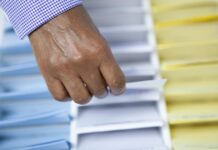 S dominerar alla valdistrikt i Umeå – utom det här